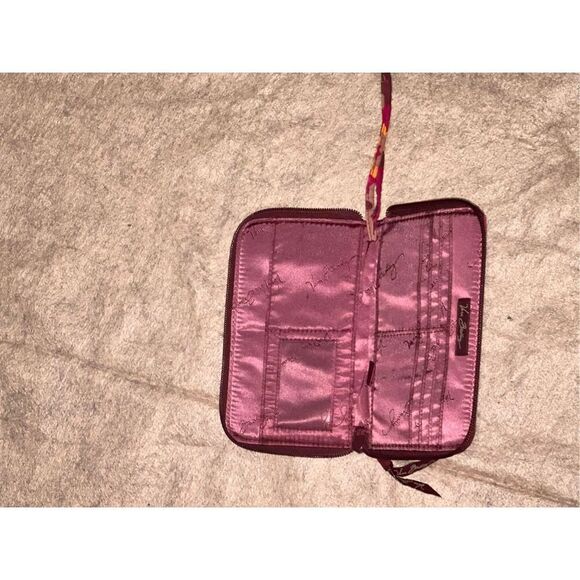 LARGE SPACIOUS VERA BRADLEY Retired Floral Pattern Women's Wallet with Wrist Str - Picture 6 of 7